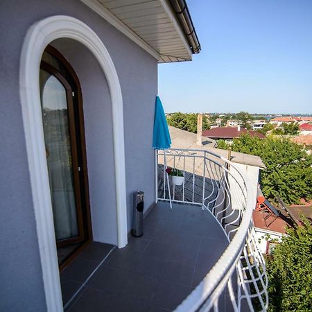Vila Onasis Techirghiol Bagian luar foto