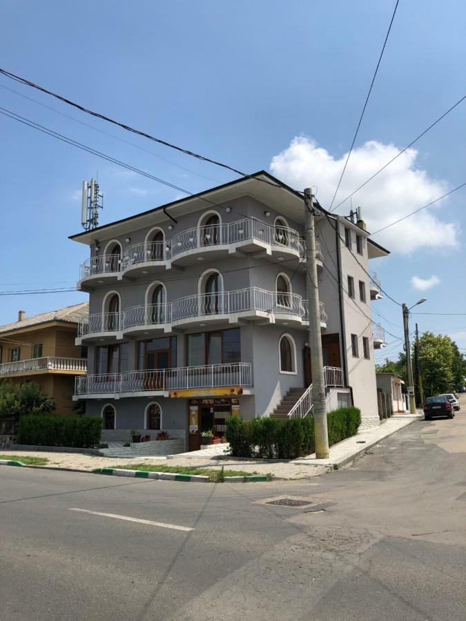 Vila Onasis Techirghiol Bagian luar foto